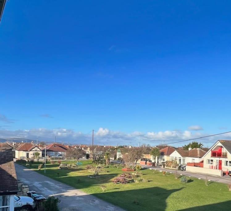 The Beach House With Balcony North Wales Kinmel Bay Exterior foto